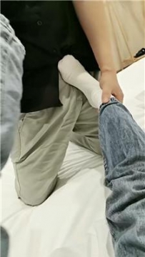 【调教视频】【桉】白袜脚蹂躏抖M男友 JS240913-1