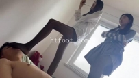 AC1233 不良女学生 双摸恋足版纯福利不解释