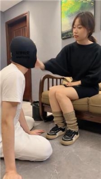 【调教视频】【狗哥】开发街舞女神超臭白袜虐 bf46657