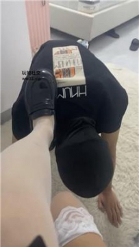 【调教视频】【沐沐大大】丝袜美腿诱惑抖M弟弟 JS241012-2