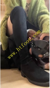 NNTL33308 橘子没熟】长靴暴打打哭61分钟