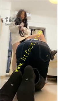 TL24701 雪莉】调教一条社会精英西装狗68分钟