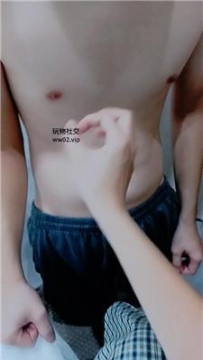 【调教视频】【奇了怪了】运动后脏鞋超臭棉袜气味辱 JS240928-9