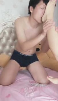 TL5307 兔粉粉女皇 情趣调教侍候整条美腿