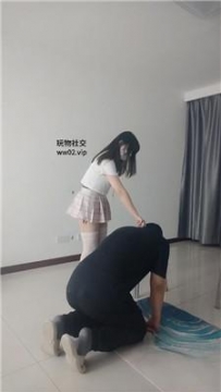 【调教视频】【林十七】双S-骑马狗爬/舔闻脏鞋白丝 JS241103-20