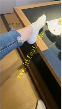TL25472 安主】调教奴伺候用膳45分钟