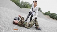 29597  女王VS大兵！Asmodina女王训练大兵，这样训练出来的兵可真是太听话了！