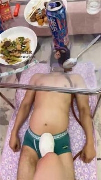 【调教视频】【魔鬼天使】健身女教练下班后虐家奴【上】 bf43973