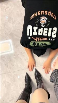 【调教视频】【婉婷殿下】骑马转胯/强制闻长靴肉丝脚/清理脏鞋 JS241024-6