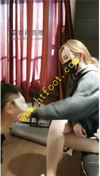 TL25945 文文】终于被双子姬刀哥了30分钟