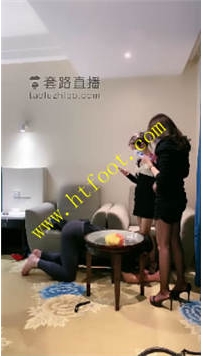 TL33902 丝绮】踢档裸足喂食65分钟