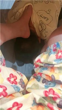 【调教视频】【黑大大】吃饭桌底视角蹂躏畜生 JS240904-11