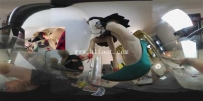 27188  VR 婧意双S全语言 运动鞋及长棉袜 高跟踩踏羞辱 学姐们脚下脸玩具