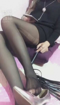 TL5363 萝莉丝袜控 剧情：惩罚偷内裤的贱狗
